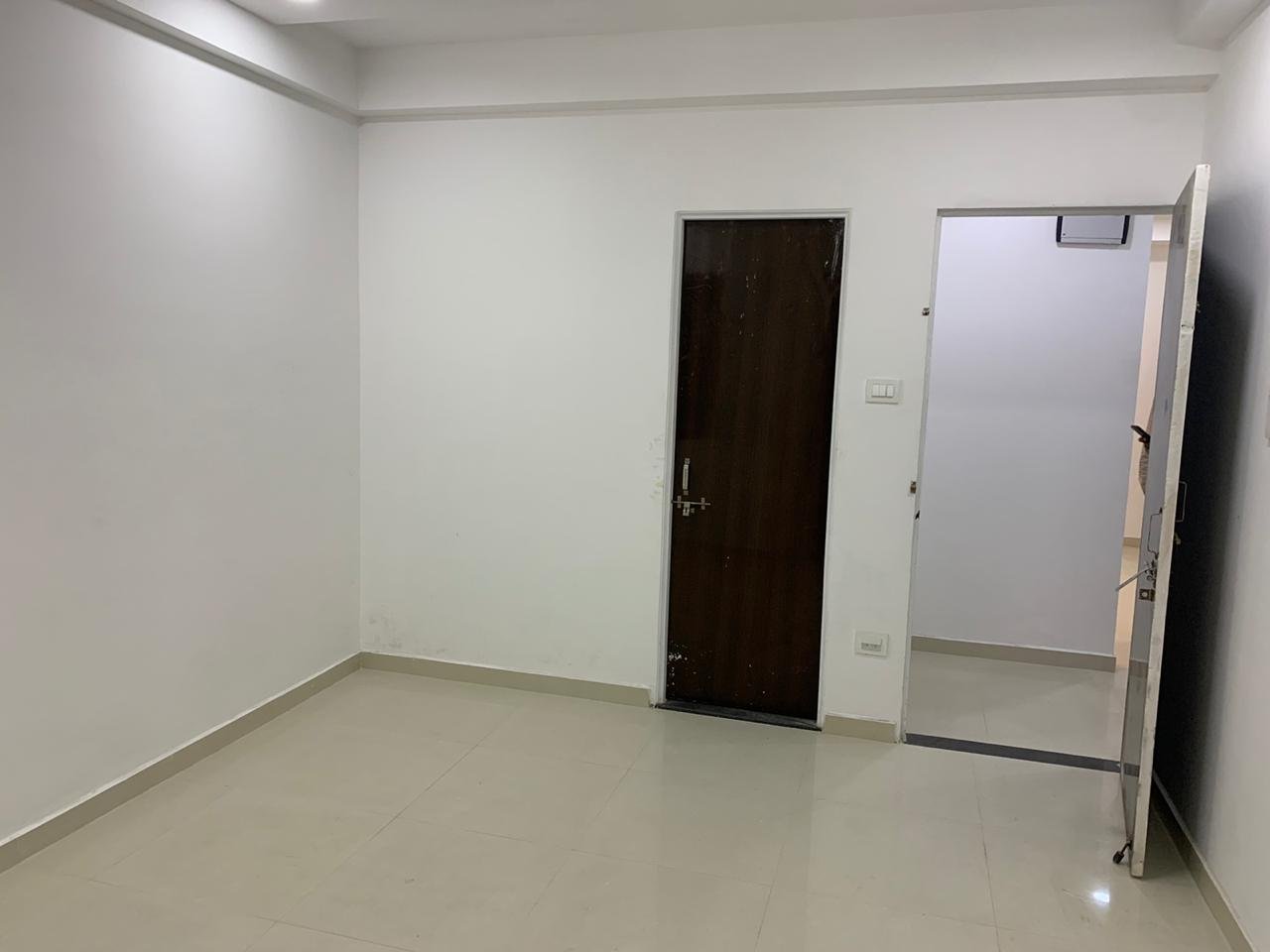 Flat in Bhagwan Nagar