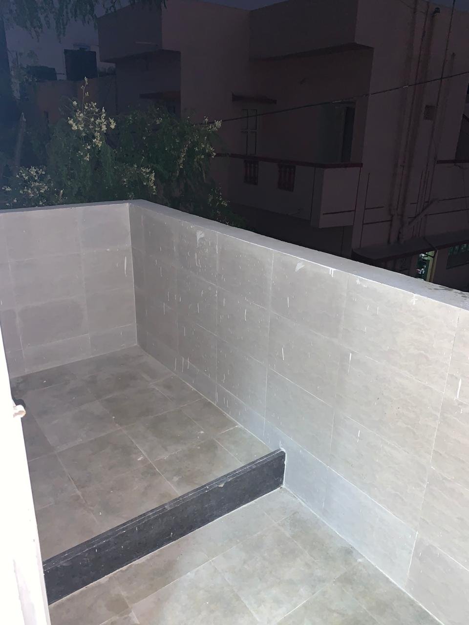 Flat in Bhagwan Nagar