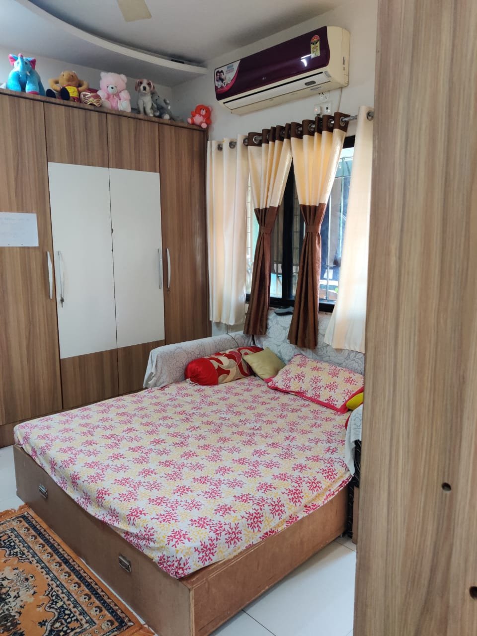 Saraswati Apartments