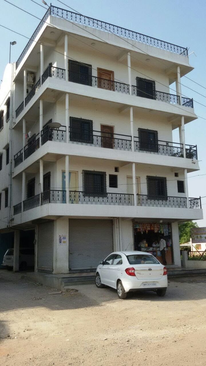 Residential-Commercial Building for Sale