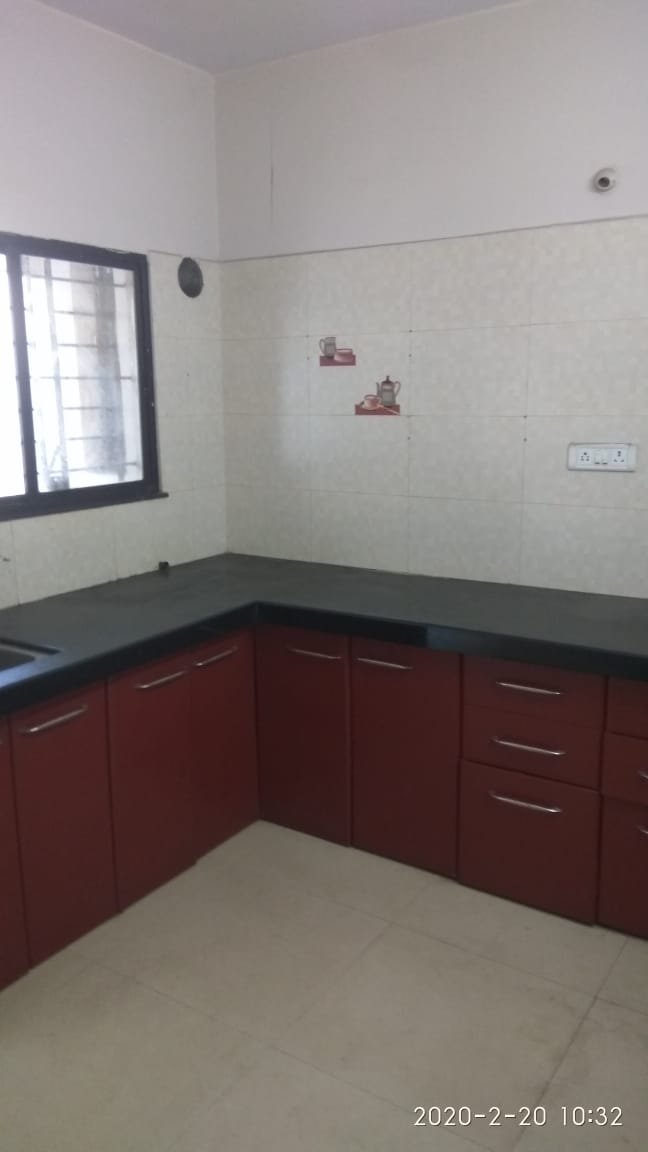 Flat in Sneh Nagar