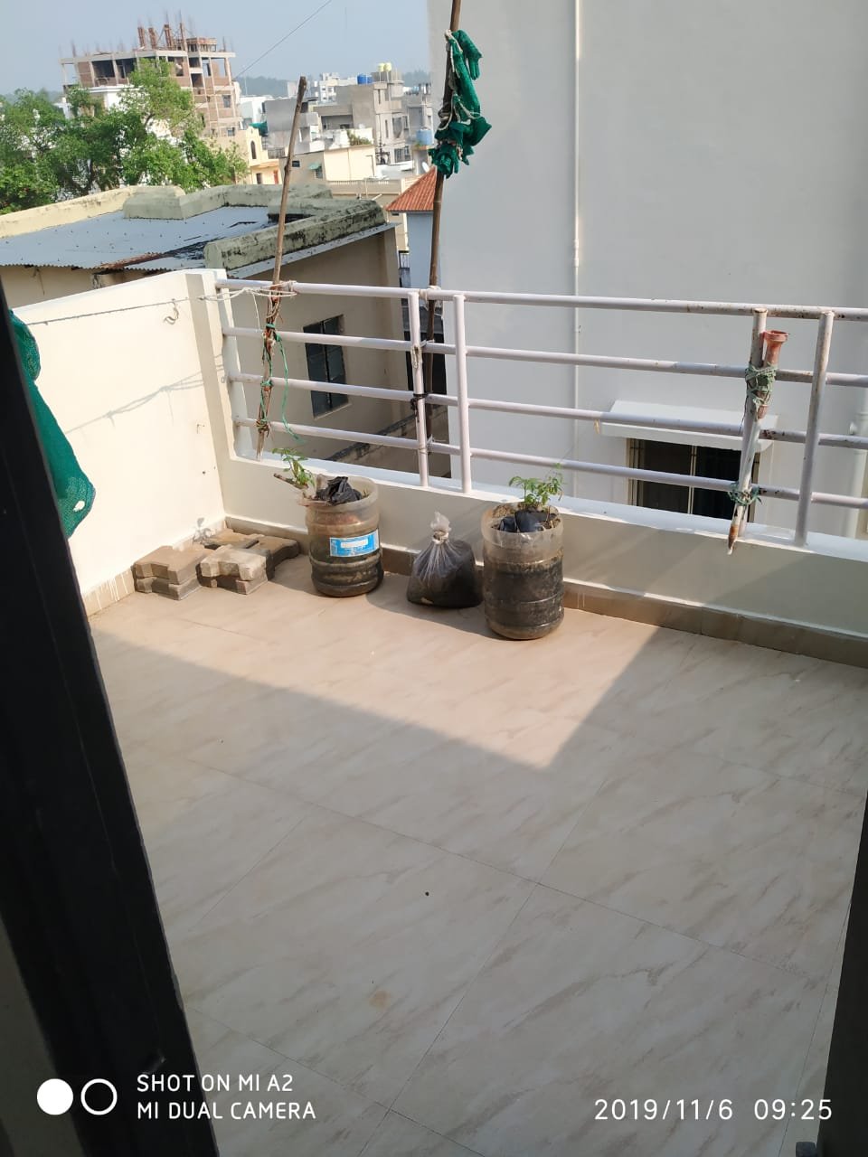 3BHK Flat in Friends Colony