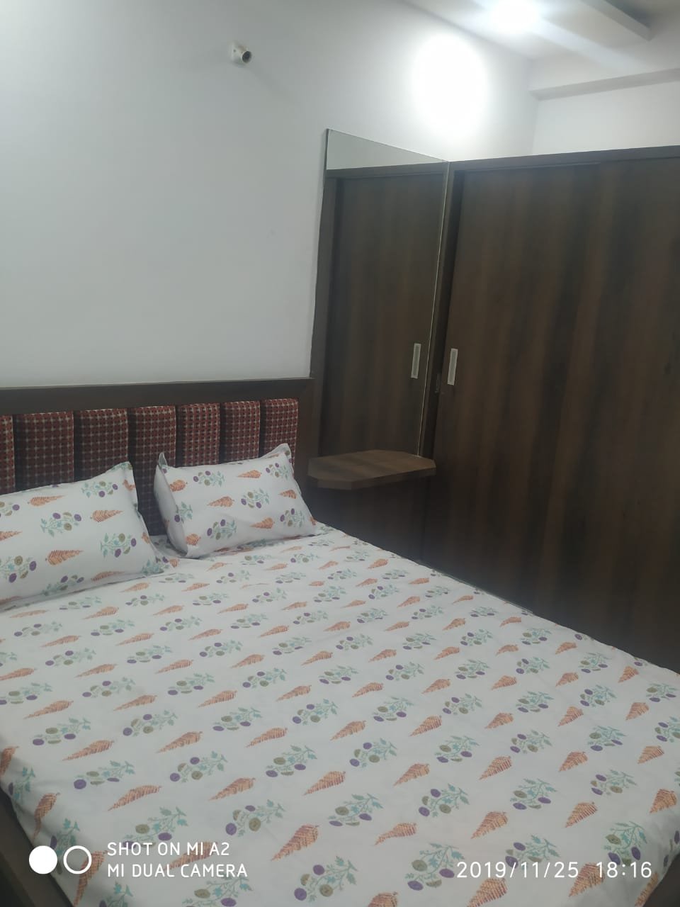 2BHK Flat in Friends Colony