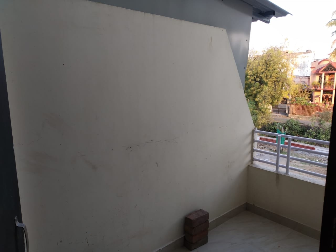 2BHK Flat in Friends Colony