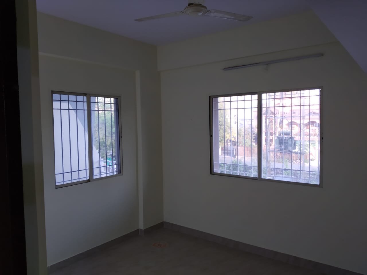 2BHK Flat in Friends Colony