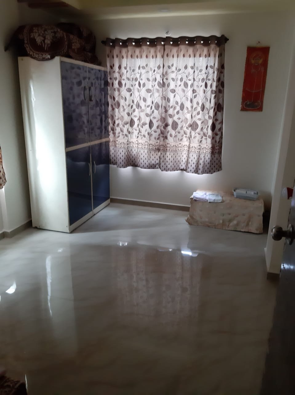 950 Sqft Flat in Friends Colony