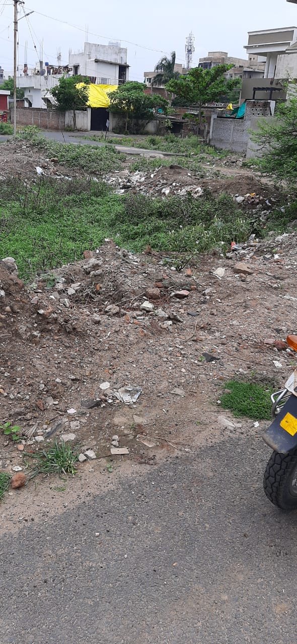 Plot in omkar nagar