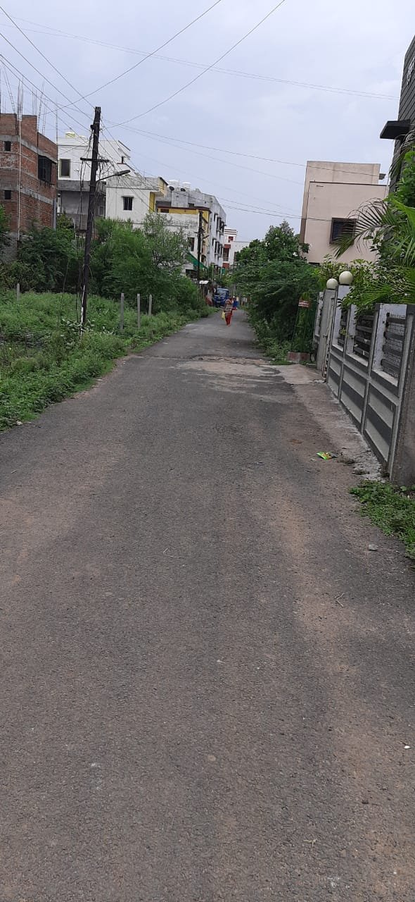 Plot in omkar nagar