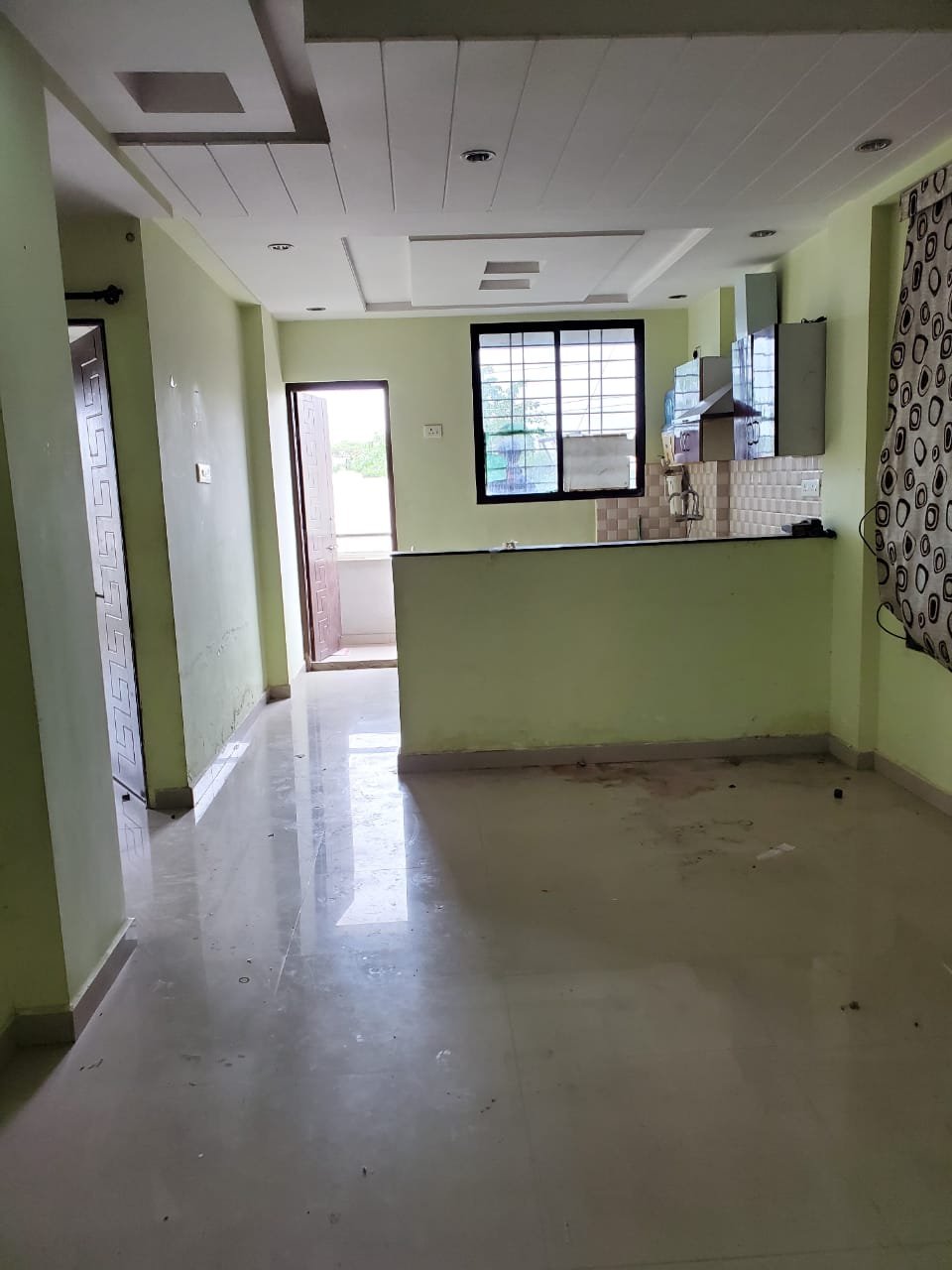 Flat in Mankapur Road