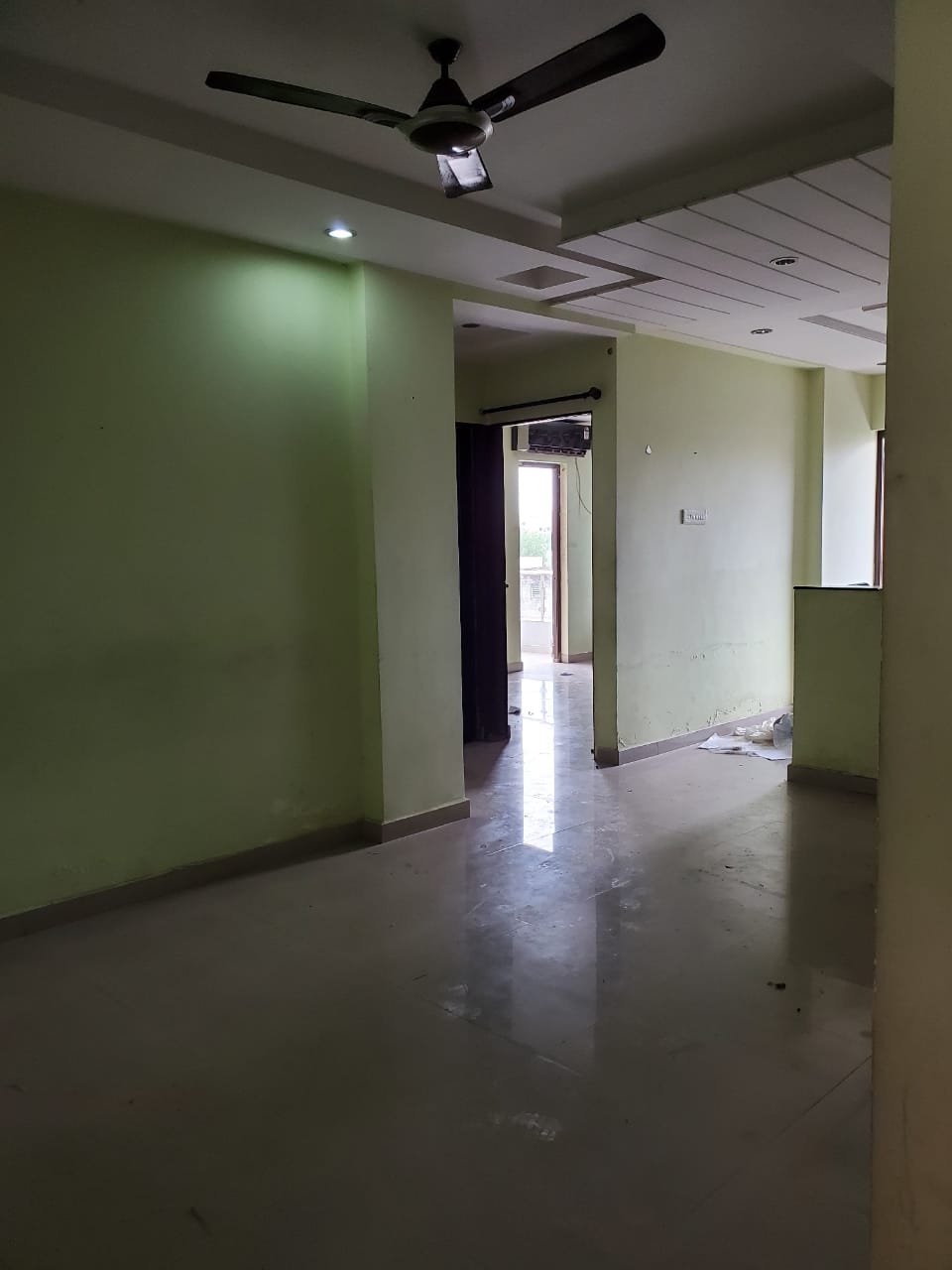 Flat in Mankapur Road