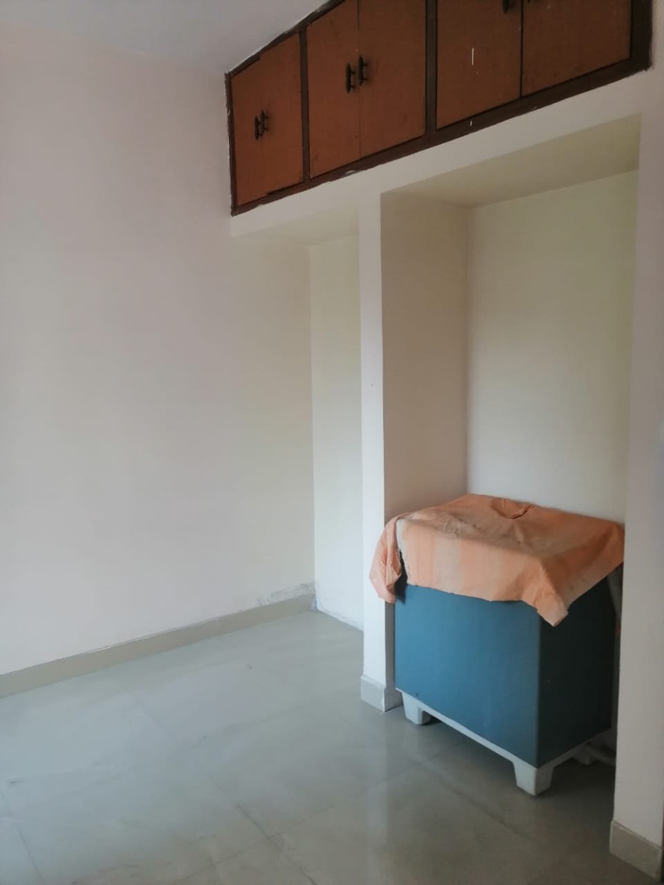 Flat in Khare Town