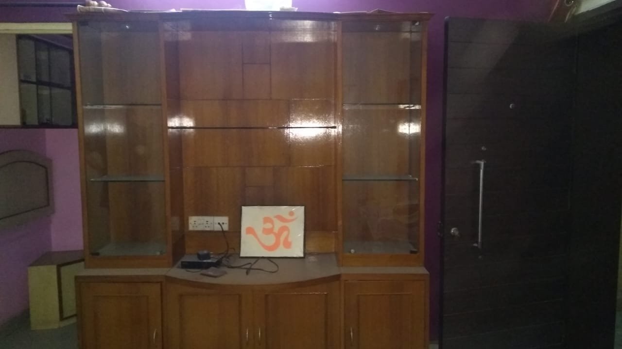 Flat at Narendra Nagar