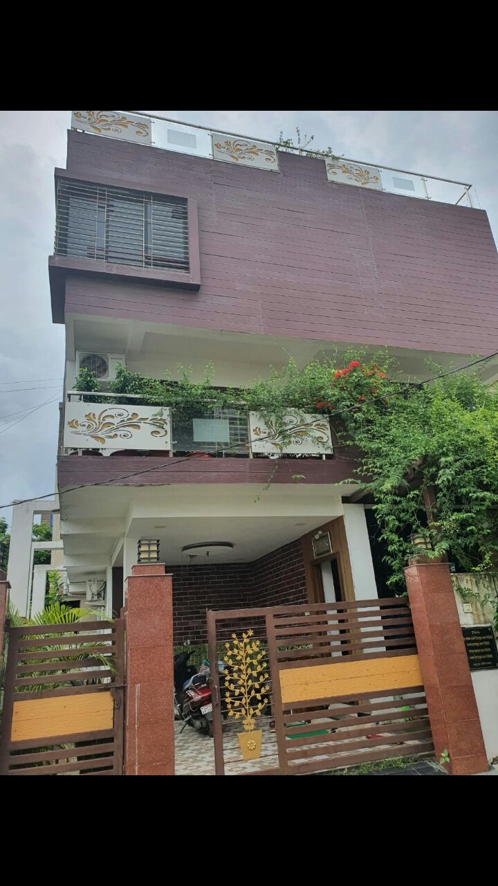 Duplex in Om Nagar