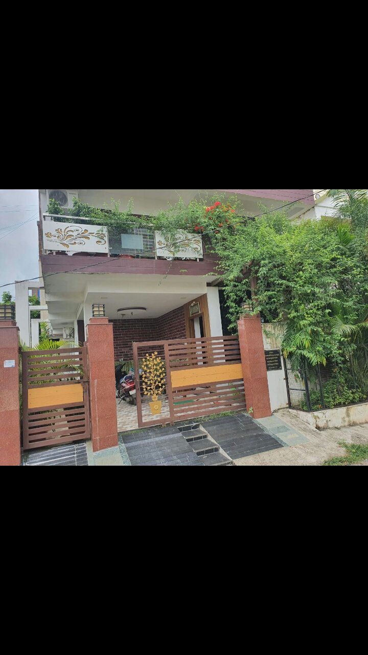 Duplex in Om Nagar
