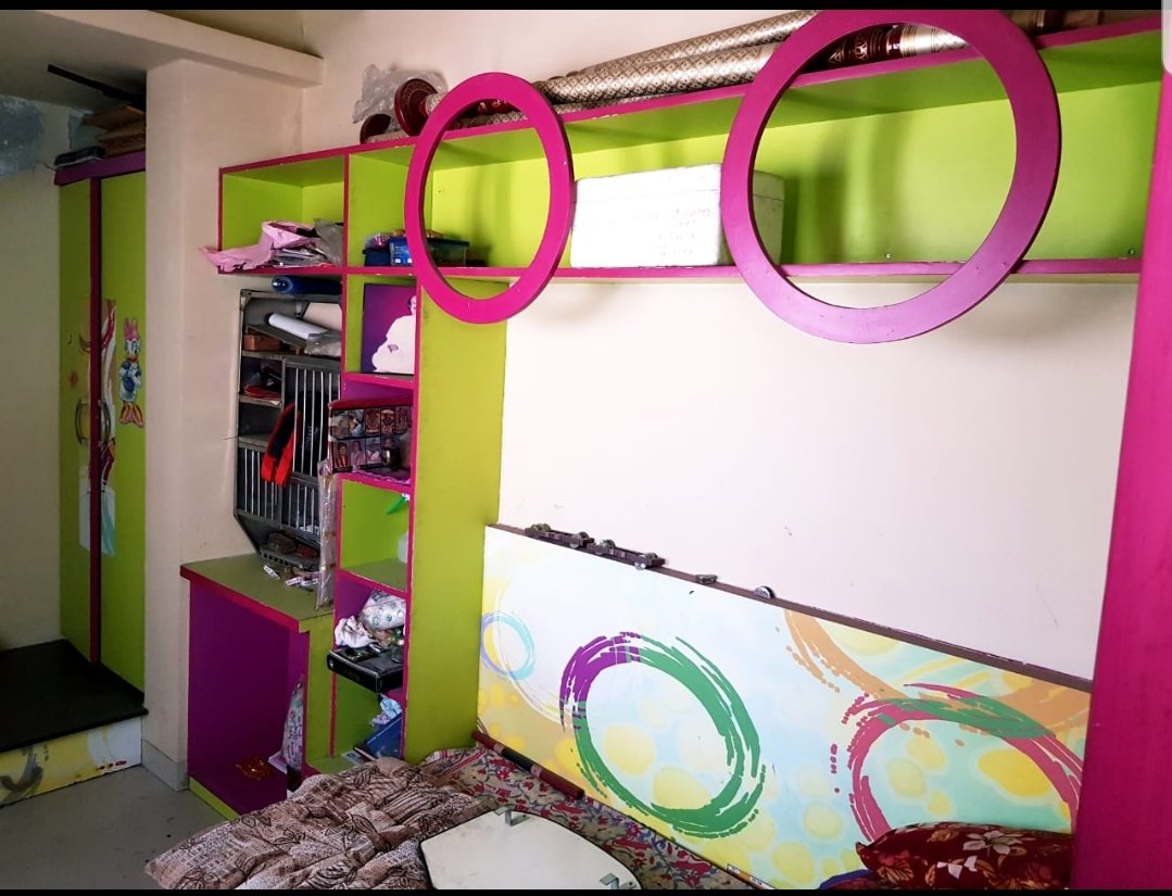 Flat in Mahal
