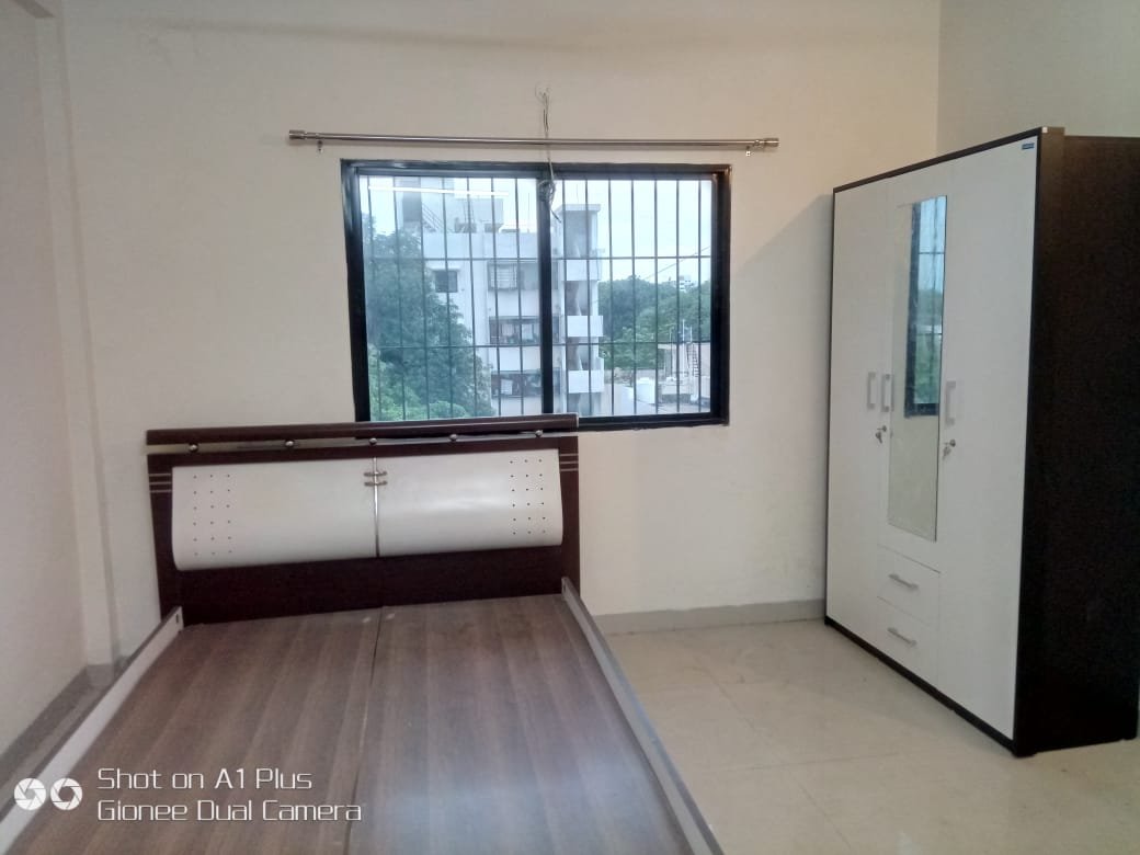 Flat in Shankar Nagar