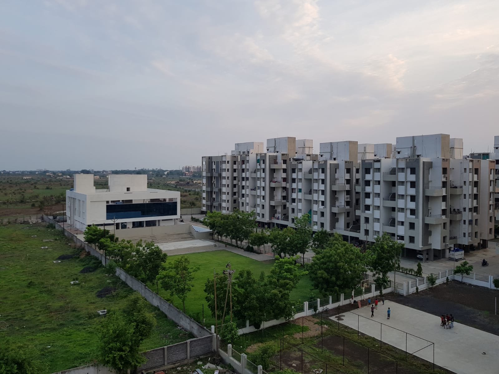 Flat in Wardha Road