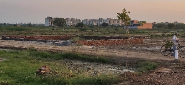 Plot in Alapur