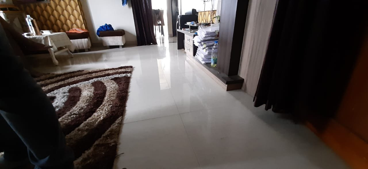 Flat in Mhalgi Nagar