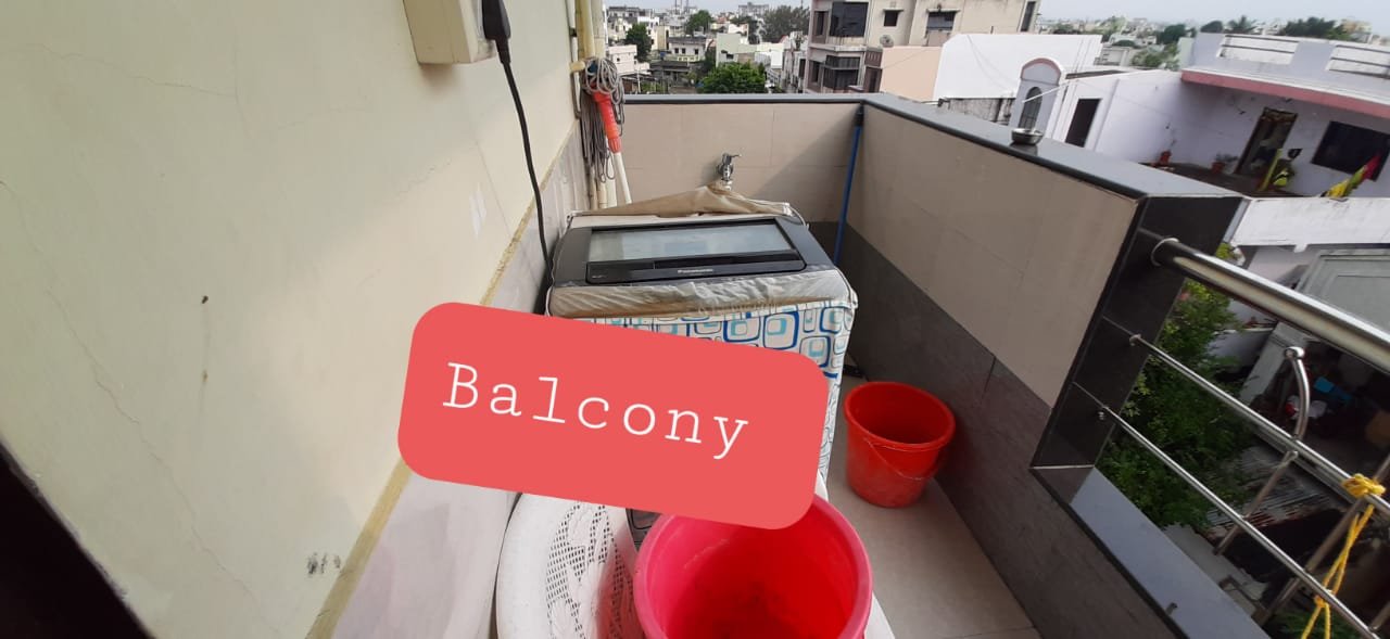 Flat in Mhalgi Nagar