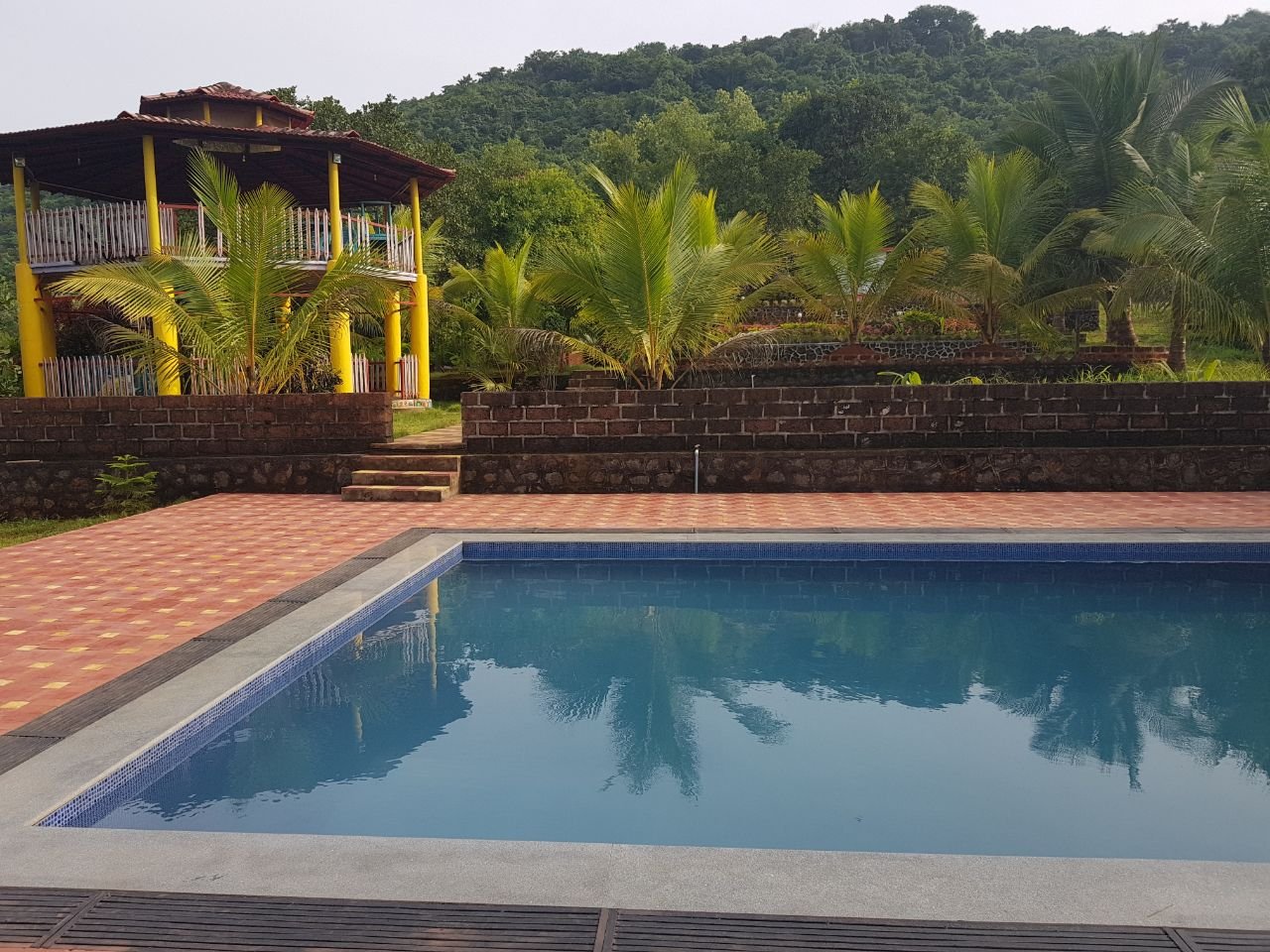 Farmhouse in Chiveli