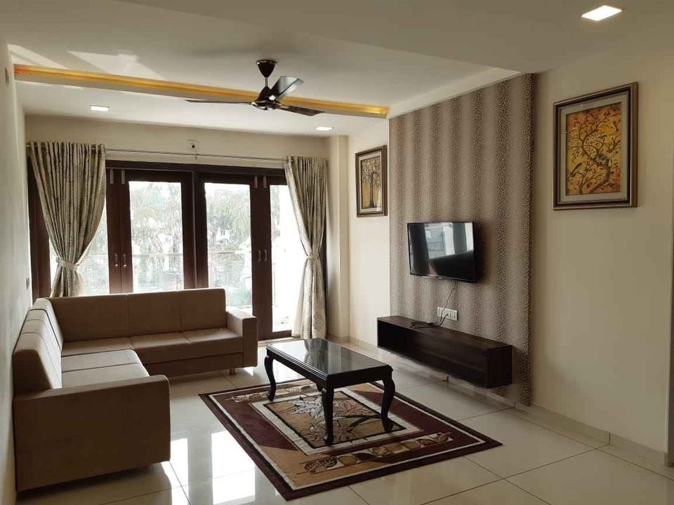 Penthouse in Alkapuri