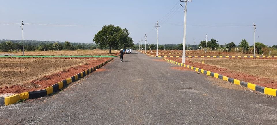 Plots in Dundigal