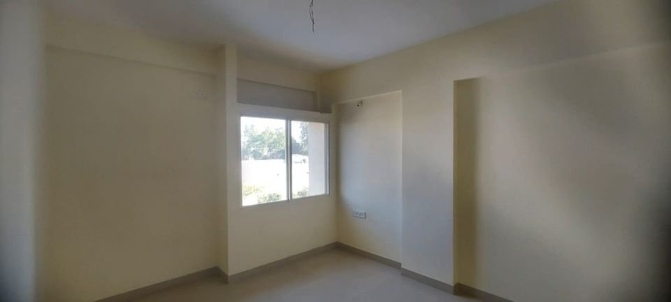 Flat in Scheme No. 114
