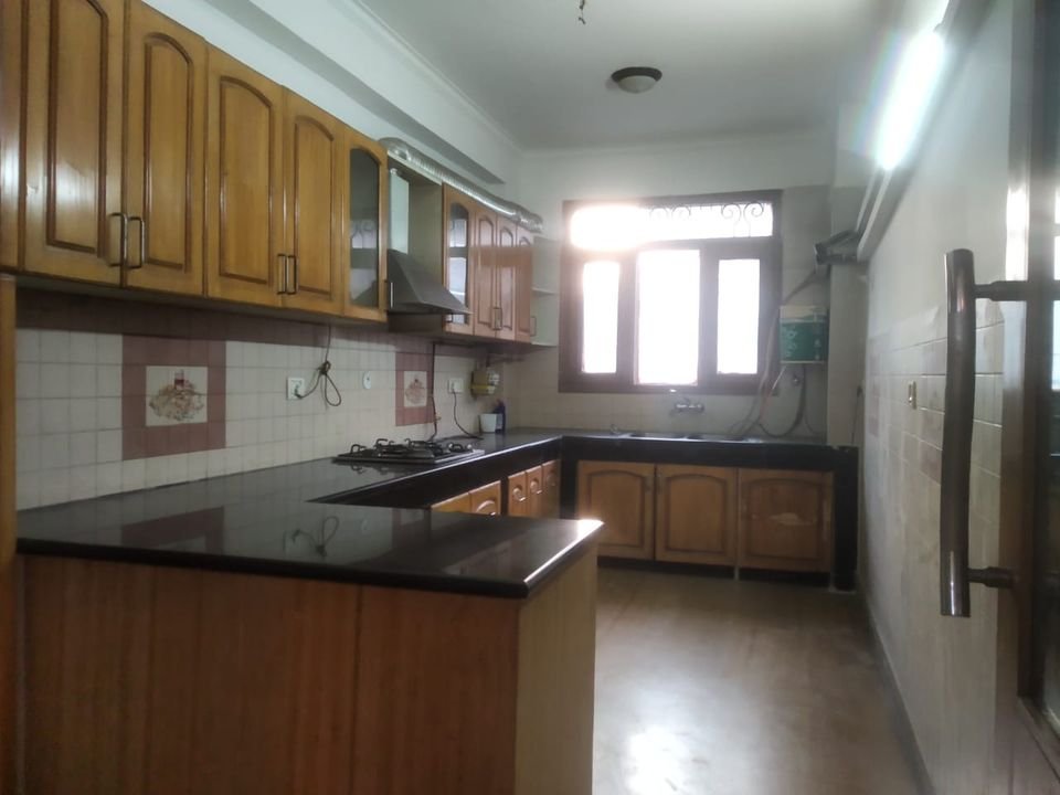 Flat in Saket Metro Station