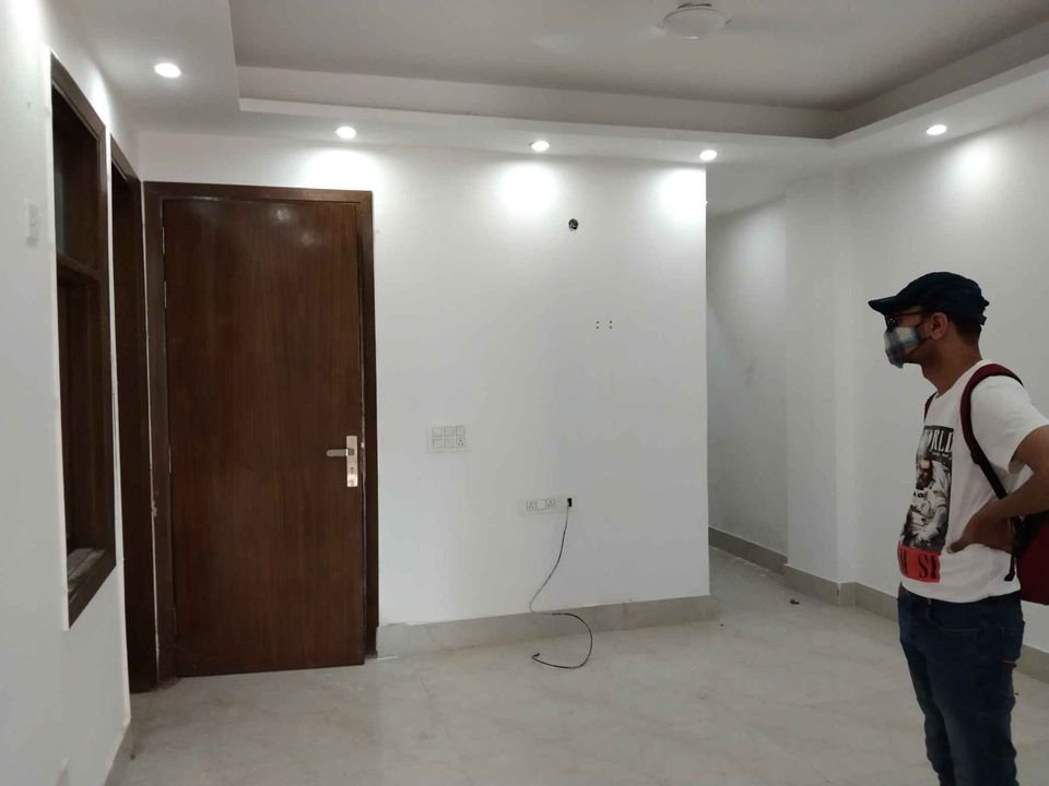 2BHK Flat in Saket Metro Station