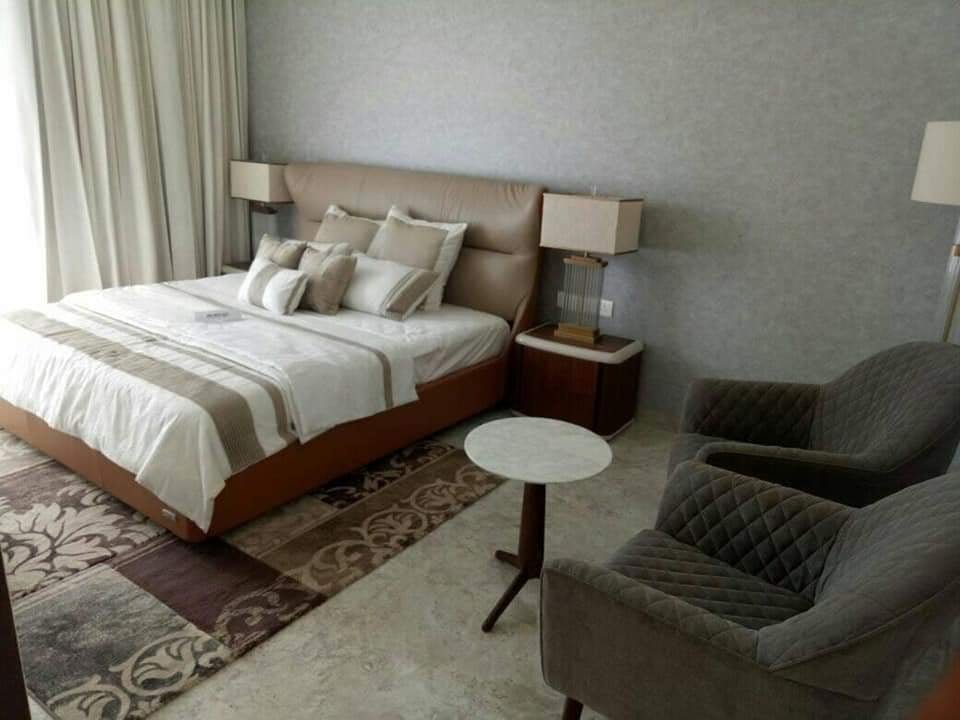 Flat in Royal Residency