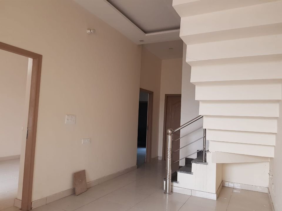 House in Guru Ram Das Nagar