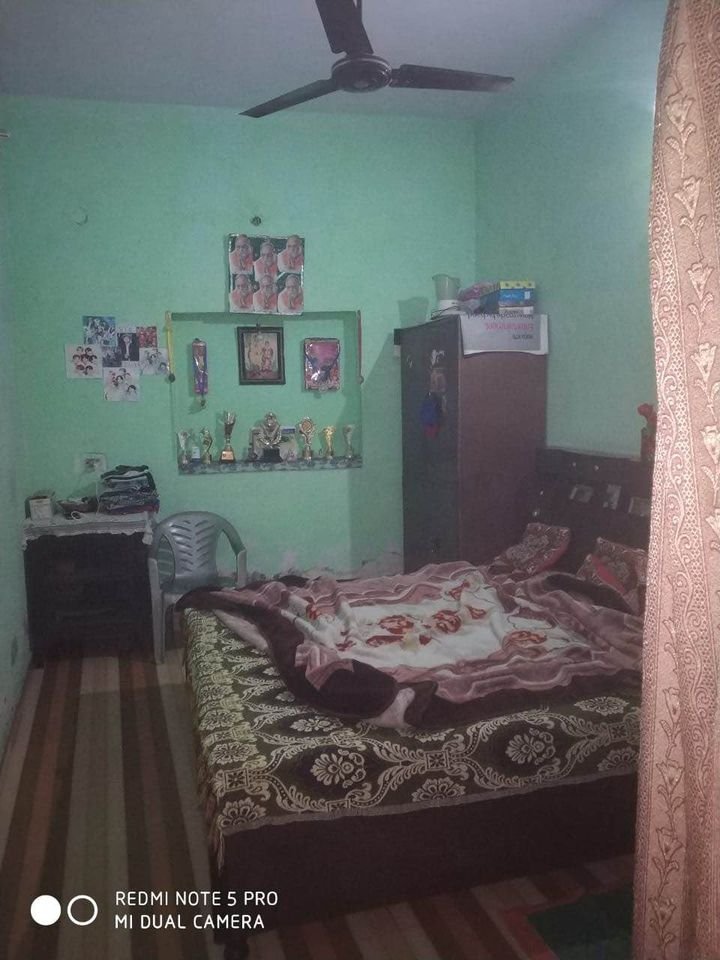 House in  Majitha Road