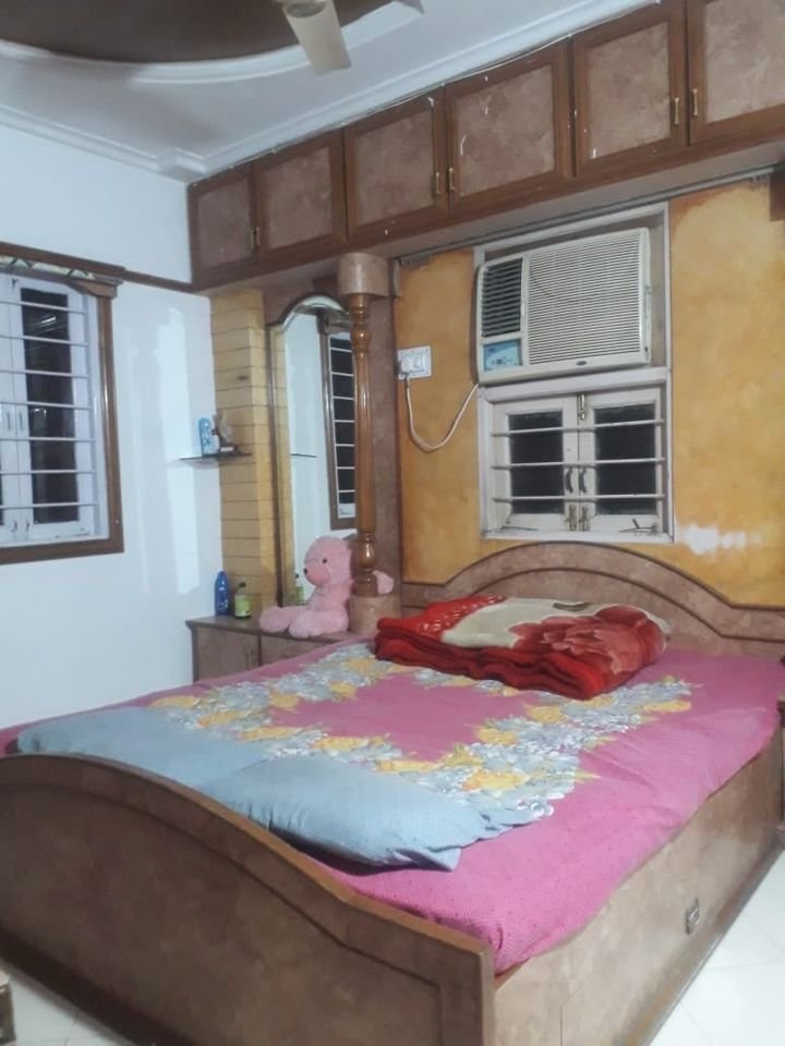 Fully Furnished Flat in Satellite area