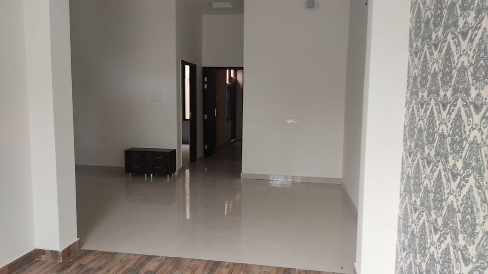 House in Guru Ram Das Nagar 1
