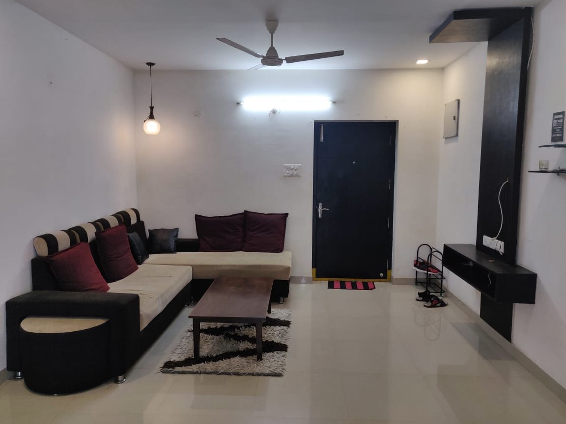 flat located on Road no -3, Kakateeya hills, Madhapur