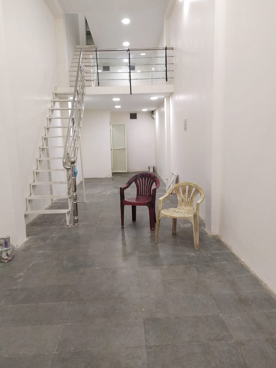 Commercial shop for rent